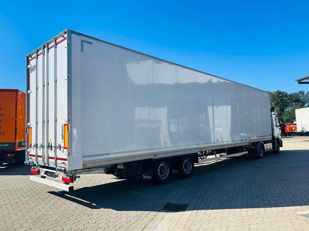 Talson 2-Achs Mega Kofferauflieger Event Trucking - Semi-remorque fourgon: photos 2 Talson 2-Achs Mega Kofferauflieger Event Trucking - Semi-remorque fourgon: photos 2