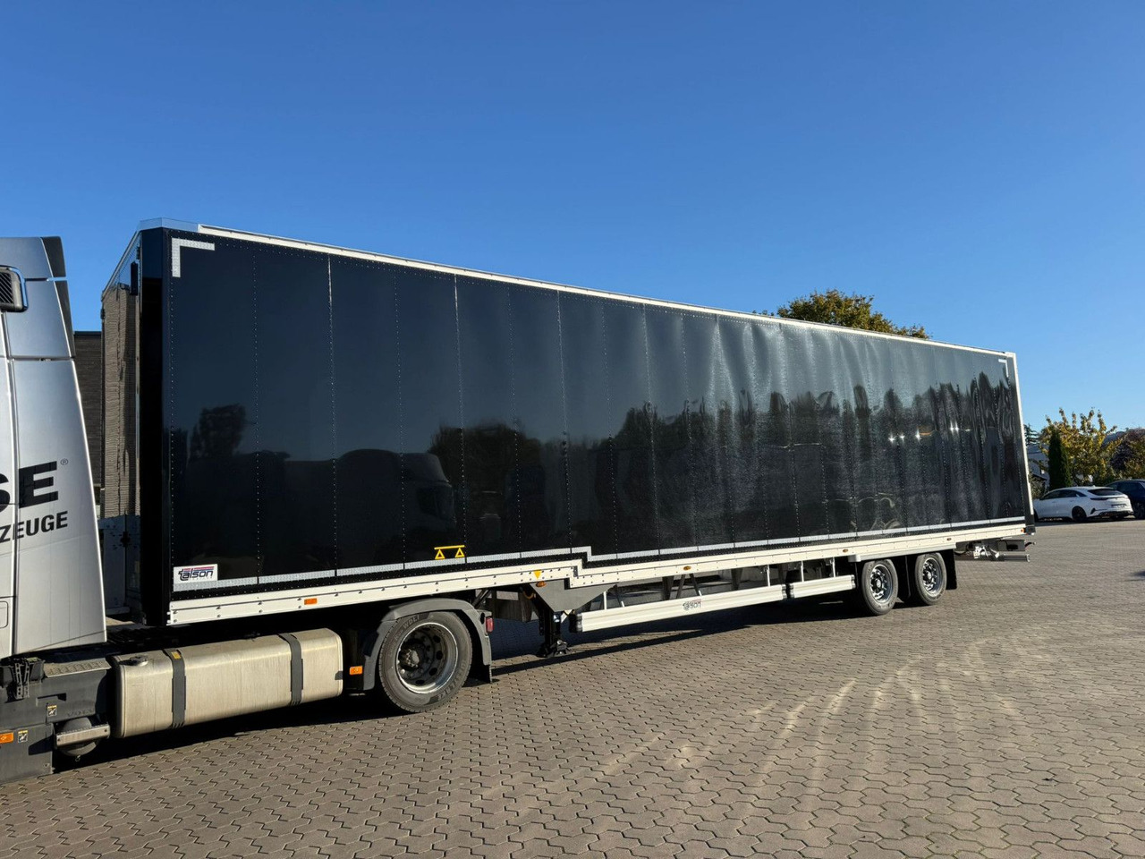 Talson TGG TAL 12/18 Mega Kofferauflieger 99m³ - Semi-remorque fourgon: photos 2 Talson TGG TAL 12/18 Mega Kofferauflieger 99m³ - Semi-remorque fourgon: photos 2