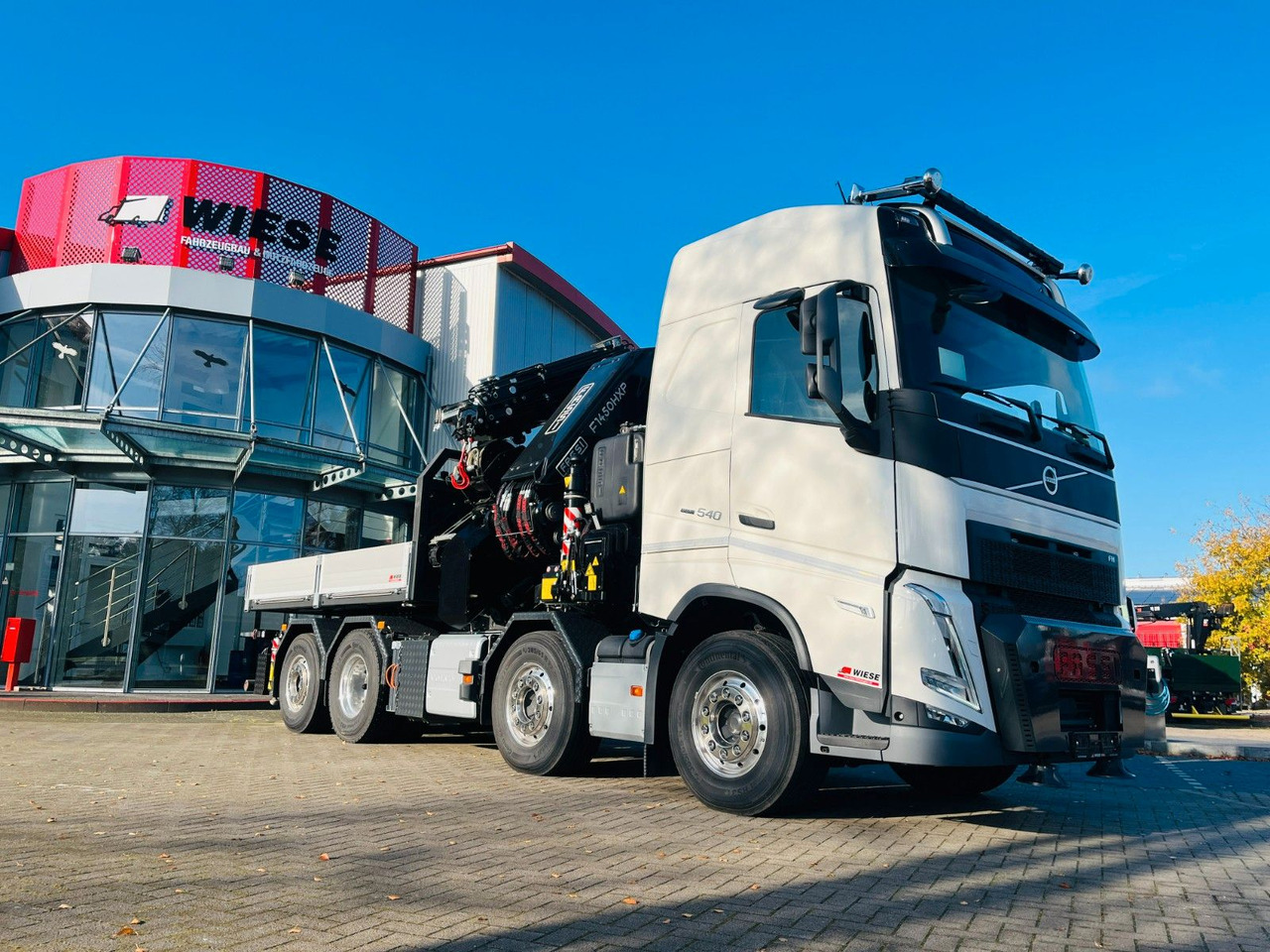 Volvo FH 540 SZM mit F1450 HXP Fly Jib + Winde - Camion plateau, Camion grue: photos 1 Volvo FH 540 SZM mit F1450 HXP Fly Jib + Winde - Camion plateau, Camion grue: photos 1