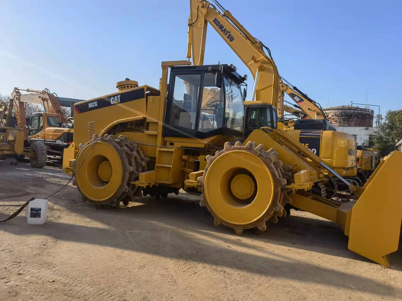 CATERPILLAR 862G - Chargeuse compacte sur chenilles: photos 2 CATERPILLAR 862G - Chargeuse compacte sur chenilles: photos 2