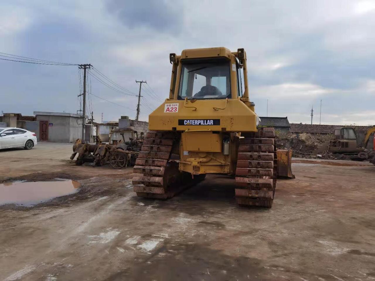 CATERPILLAR D6N - Bulldozer: photos 3 CATERPILLAR D6N - Bulldozer: photos 3