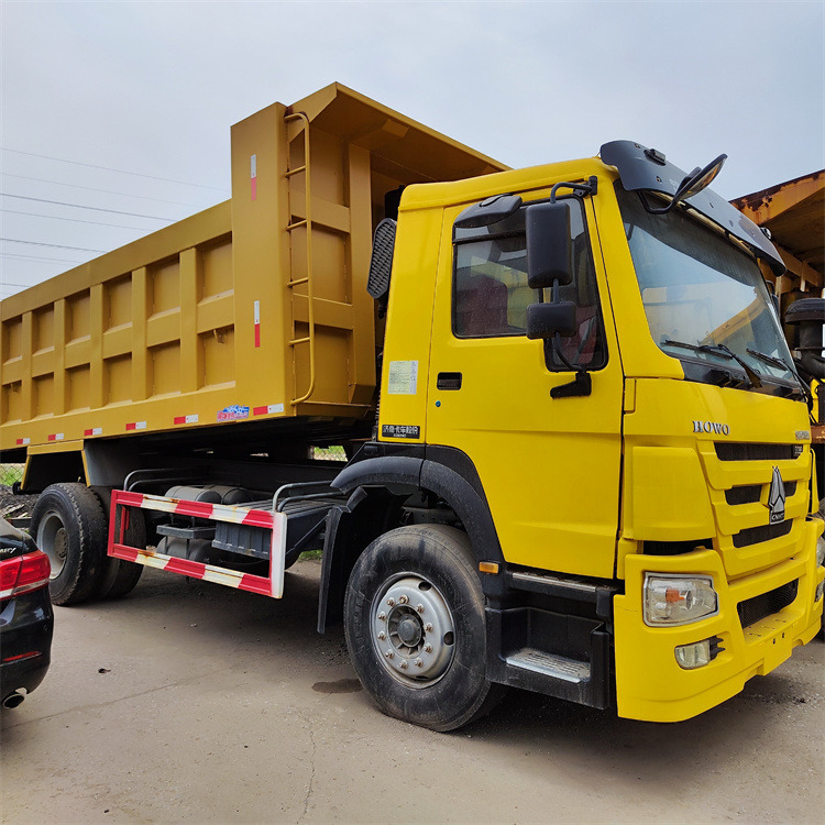 HOWO HOWO 6x4 336hp-Yellow - Camion benne: photos 5 HOWO HOWO 6x4 336hp-Yellow - Camion benne: photos 5
