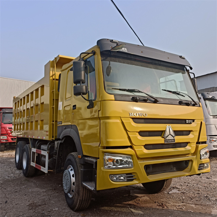 HOWO HOWO 6x4 375 -Yellow - Camion benne: photos 5 HOWO HOWO 6x4 375 -Yellow - Camion benne: photos 5
