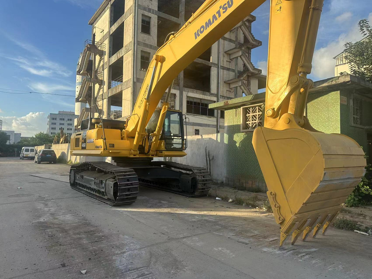 KOMATSU PC460LC-8-excavator - Pelle sur chenille: photos 3 KOMATSU PC460LC-8-excavator - Pelle sur chenille: photos 3