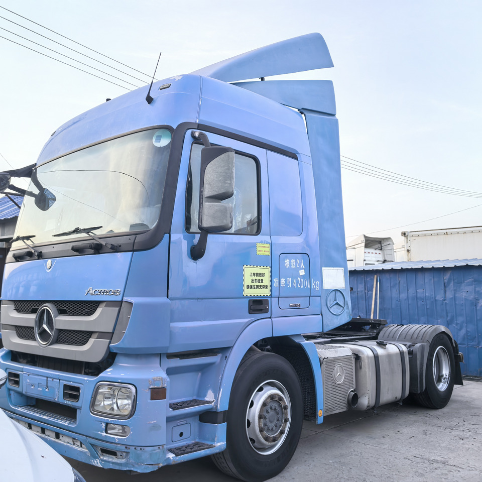 Mercedes-Benz 1841 4x2 - Tracteur routier: photos 1 Mercedes-Benz 1841 4x2 - Tracteur routier: photos 1