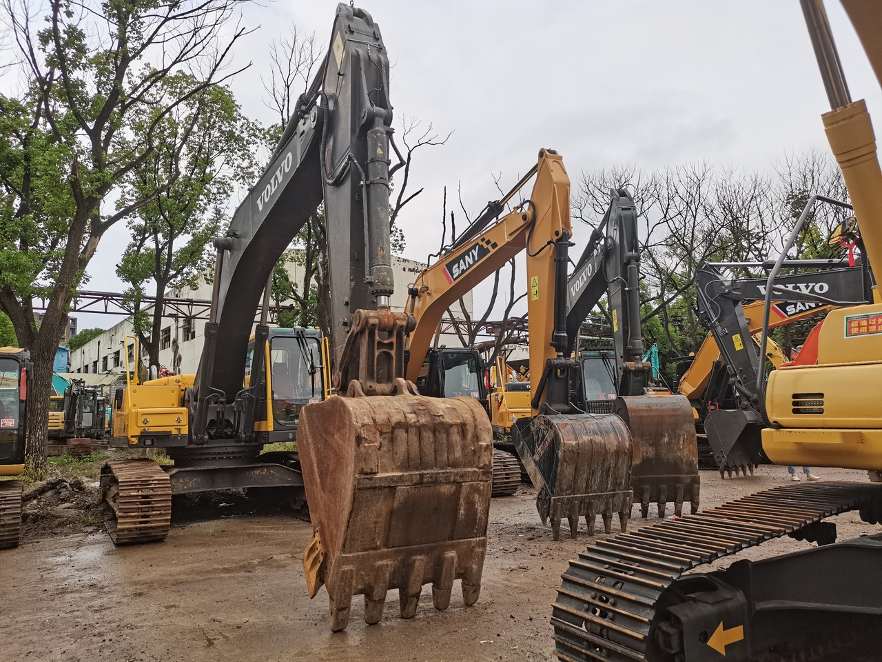VOLVO EC290BLC - Pelle sur chenille: photos 2 VOLVO EC290BLC - Pelle sur chenille: photos 2