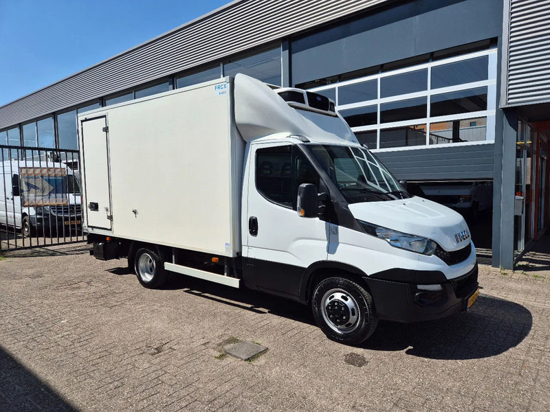 Iveco Daily 35C13 Koelkoffer Carrier Pulsor 400 -20C / +20C LBW Euro 6 - Utilitaire frigorifique: photos 1 Iveco Daily 35C13 Koelkoffer Carrier Pulsor 400 -20C / +20C LBW Euro 6 - Utilitaire frigorifique: photos 1