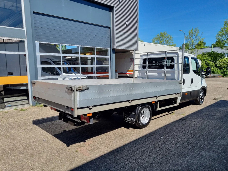 Iveco Daily 35C18 3.0D DC 6 zits Open laadbak 4.10m EURO 6 - Utilitaire plateau, Utilitaire double cabine: photos 2 Iveco Daily 35C18 3.0D DC 6 zits Open laadbak 4.10m EURO 6 - Utilitaire plateau, Utilitaire double cabine: photos 2