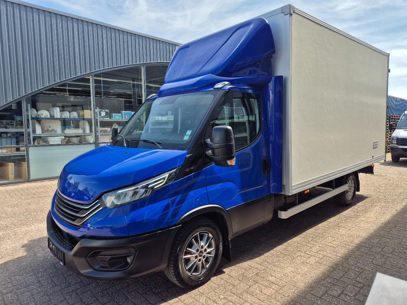 Iveco Daily 35S18 3.0D Koffer/ Xenon/ Airco - Fourgon grand volume: photos 5 Iveco Daily 35S18 3.0D Koffer/ Xenon/ Airco - Fourgon grand volume: photos 5