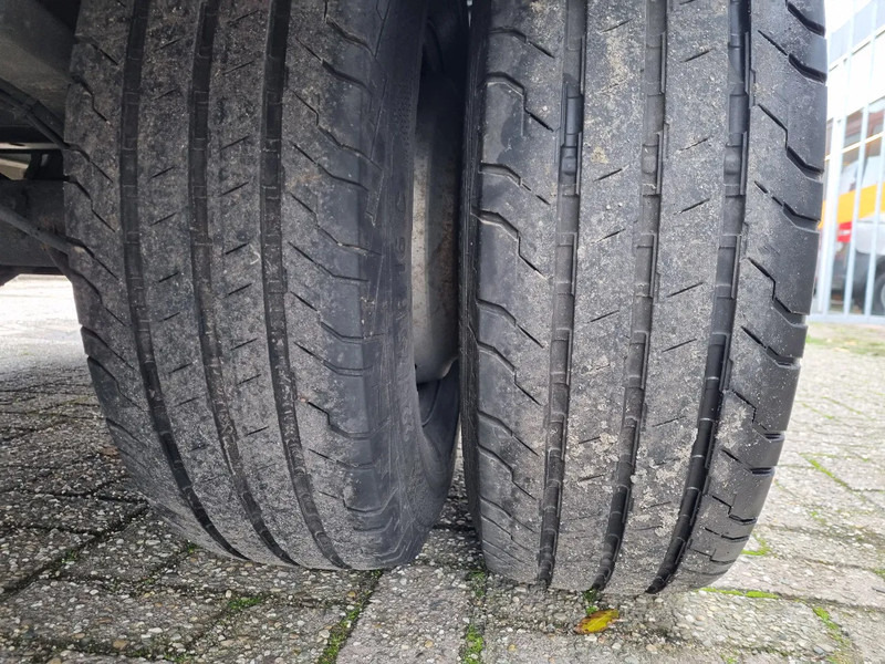 Fourgon utilitaire Iveco Daily 70C18 3.0D L4H3 Hi-Matic Euro 6 GVW 7000 kg: photos 17 Fourgon utilitaire Iveco Daily 70C18 3.0D L4H3 Hi-Matic Euro 6 GVW 7000 kg: photos 17