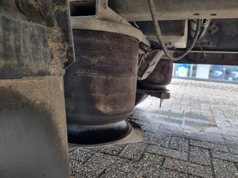 Fourgon utilitaire Iveco Daily 70C18 3.0D L4H3 Hi-Matic Euro 6 GVW 7000 kg: photos 15 Fourgon utilitaire Iveco Daily 70C18 3.0D L4H3 Hi-Matic Euro 6 GVW 7000 kg: photos 15