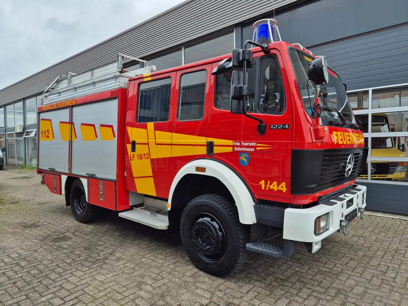 Mercedes-Benz SK 1224 OFFROAD/ FEUERWEHR/ 4X4/ DOKA/ EXPEDITIE/ EXPEDITION - Camion de pompier: photos 1 Mercedes-Benz SK 1224 OFFROAD/ FEUERWEHR/ 4X4/ DOKA/ EXPEDITIE/ EXPEDITION - Camion de pompier: photos 1