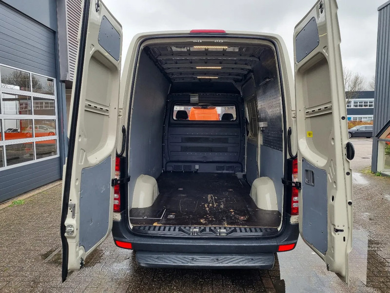 Fourgon utilitaire Mercedes-Benz Sprinter 311 CDI L2H2 EURO 6 2.2 CDI RWD: photos 6
