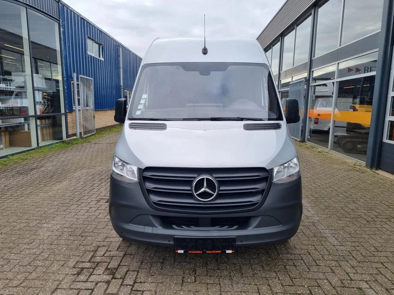 Mercedes-Benz Sprinter 314 CDI L2H2 EURO 6/ Airco/ Navi/ Camera - Fourgon utilitaire: photos 4 Mercedes-Benz Sprinter 314 CDI L2H2 EURO 6/ Airco/ Navi/ Camera - Fourgon utilitaire: photos 4