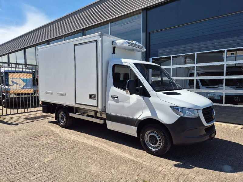 Mercedes-Benz Sprinter 315 CDI/ Kuhlkoffer/ TK V300 MAX/ LBW/ Stby230 - Utilitaire frigorifique: photos 1 Mercedes-Benz Sprinter 315 CDI/ Kuhlkoffer/ TK V300 MAX/ LBW/ Stby230 - Utilitaire frigorifique: photos 1
