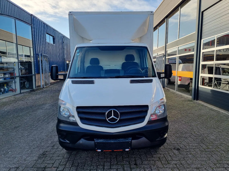 Mercedes-Benz Sprinter 513 CDI Koffer 21kub 130 pk Euro 5B GVW 5000 KG - Fourgon grand volume: photos 3 Mercedes-Benz Sprinter 513 CDI Koffer 21kub 130 pk Euro 5B GVW 5000 KG - Fourgon grand volume: photos 3