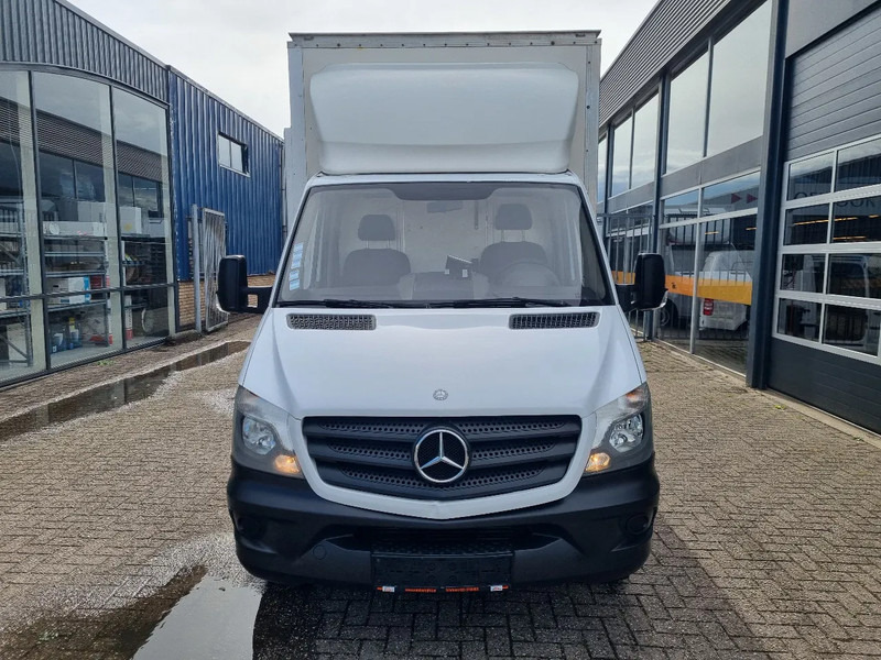 Mercedes-Benz Sprinter 516 CDI Koffer LBW Dhollandia 750KG 24KUB - Fourgon grand volume: photos 3 Mercedes-Benz Sprinter 516 CDI Koffer LBW Dhollandia 750KG 24KUB - Fourgon grand volume: photos 3