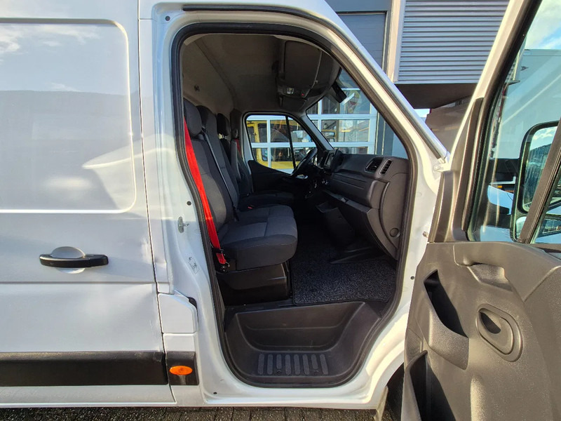 Fourgon utilitaire Renault Master L3H2 2.3 DCI 150 PK EURO 6: photos 12