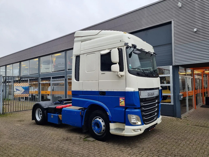 DAF XF 106.440 EURO 6/ Intarder/ Webasto/ ADR / Klima - Tracteur routier: photos 1 DAF XF 106.440 EURO 6/ Intarder/ Webasto/ ADR / Klima - Tracteur routier: photos 1