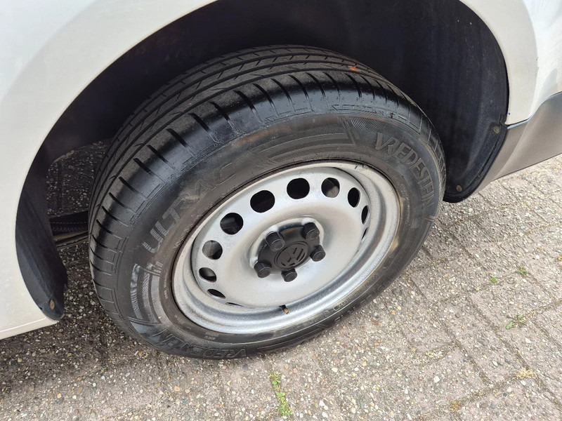Fourgonnette Volkswagen Caddy Maxi 1.6 TDI 75KW Euro 5L Airco: photos 20