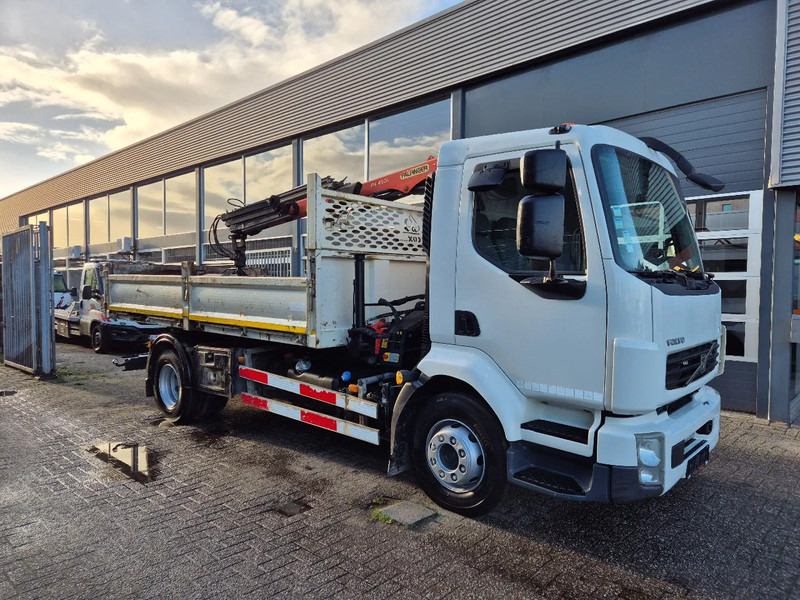 Volvo FL 14.240 Kipper/ Krane Palfinger PK 4501 Remote control/ E5 - Camion benne, Camion grue: photos 2 Volvo FL 14.240 Kipper/ Krane Palfinger PK 4501 Remote control/ E5 - Camion benne, Camion grue: photos 2