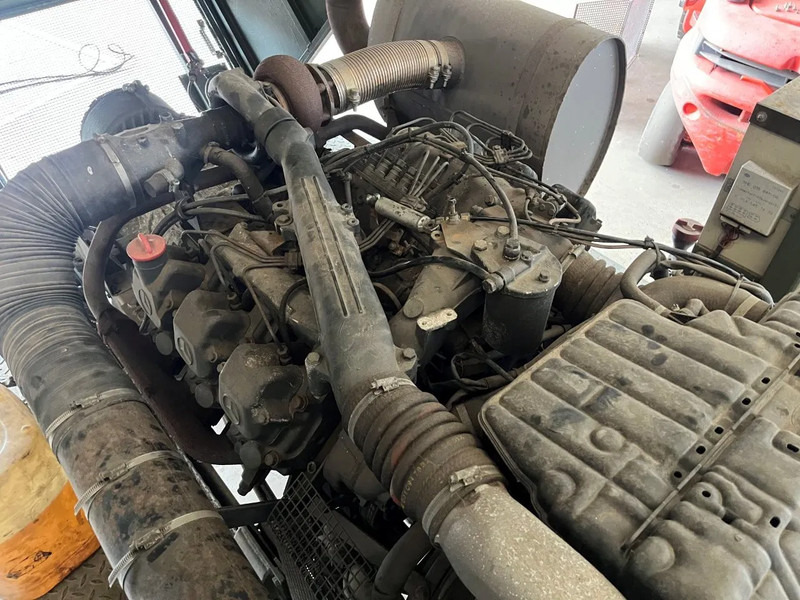 Mercedes-Benz V6 TURBO ENGINE MECHANIC FUEL PUMP + INJECTORS !!! 2 PIECES AVAILABLE !!! OM441LA OM 441 - Moteur: photos 4 Mercedes-Benz V6 TURBO ENGINE MECHANIC FUEL PUMP + INJECTORS !!! 2 PIECES AVAILABLE !!! OM441LA OM 441 - Moteur: photos 4