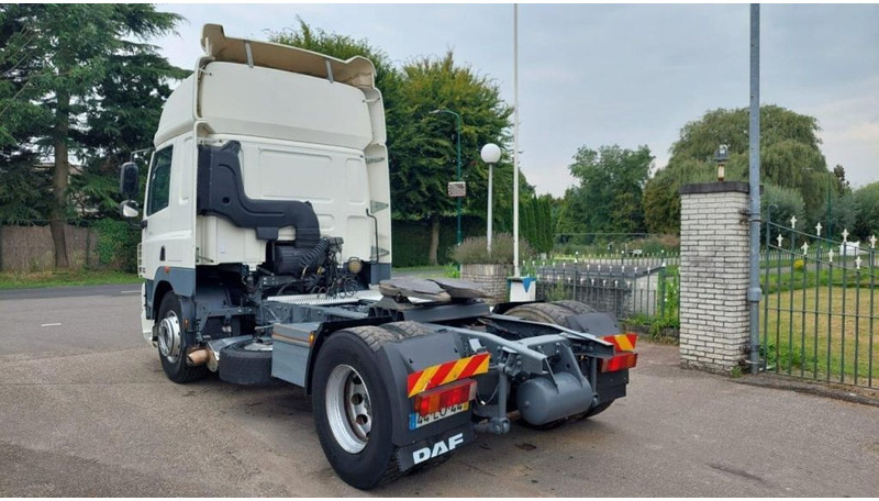 DAF CF 85.410 - Tracteur routier: photos 3 DAF CF 85.410 - Tracteur routier: photos 3