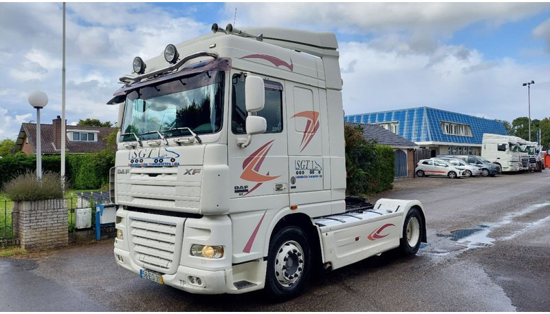 DAF XF 105.410 Retarder - Tracteur routier: photos 1 DAF XF 105.410 Retarder - Tracteur routier: photos 1