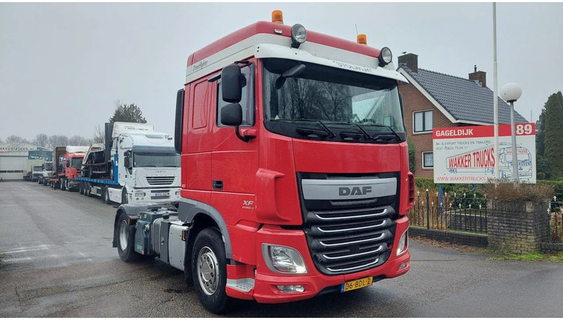 DAF XF 410 HOLLAND TRUCK KIPPER HYDRAULIC AND BLOWER - Tracteur routier: photos 3 DAF XF 410 HOLLAND TRUCK KIPPER HYDRAULIC AND BLOWER - Tracteur routier: photos 3