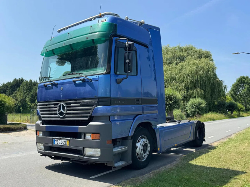 Mercedes-Benz Actros 1848 V8 EPS 3 PEDAL WITH RETARDER AND AIRCO - Tracteur routier: photos 1 Mercedes-Benz Actros 1848 V8 EPS 3 PEDAL WITH RETARDER AND AIRCO - Tracteur routier: photos 1
