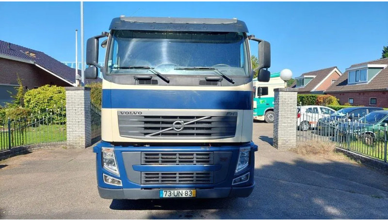 Volvo FH 12.420 - Tracteur routier: photos 5 Volvo FH 12.420 - Tracteur routier: photos 5