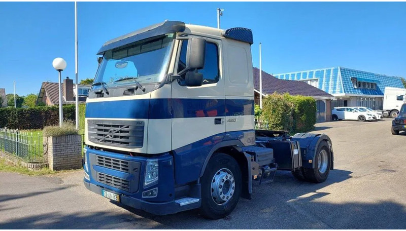 Volvo FH 12.420 - Tracteur routier: photos 1 Volvo FH 12.420 - Tracteur routier: photos 1