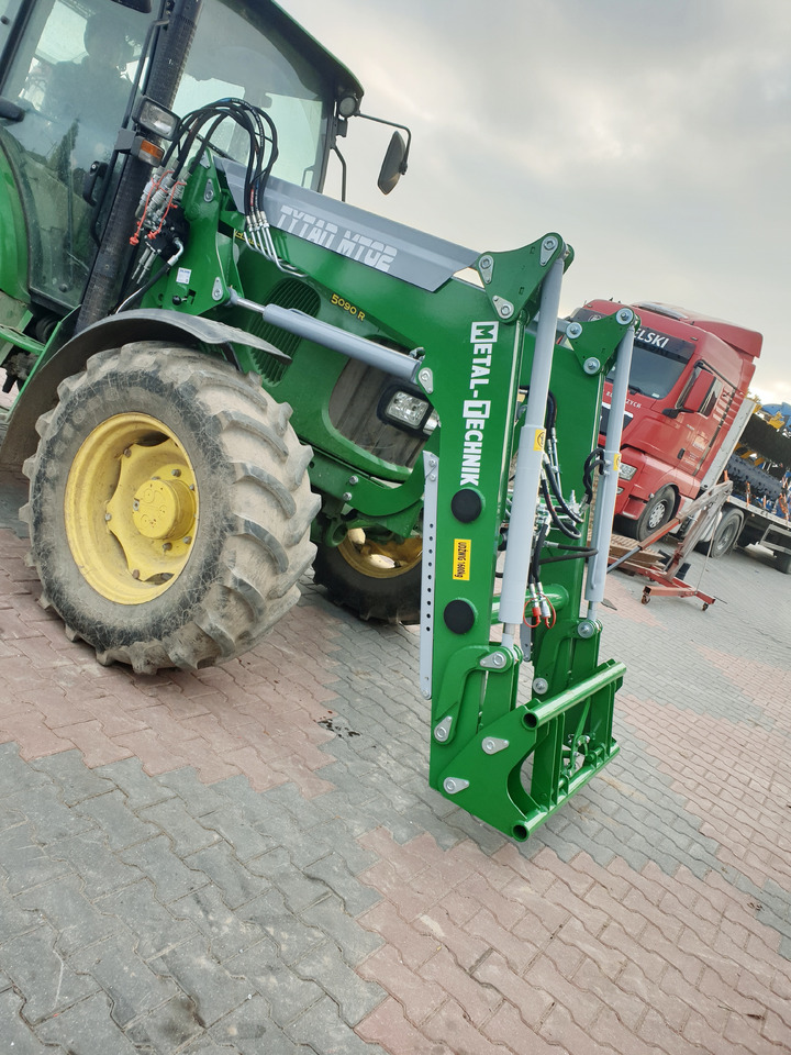 METAL-TECHNIK Ładowacz MT-03 John deere - Chargeur frontal pour tracteur pour Tracteur agricole: photos 2 METAL-TECHNIK Ładowacz MT-03 John deere - Chargeur frontal pour tracteur pour Tracteur agricole: photos 2