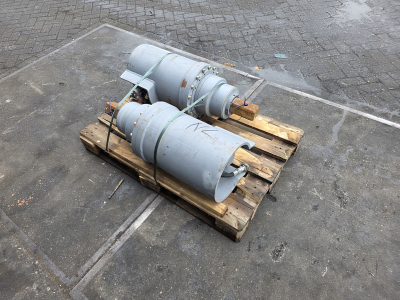 Augertorgue 25000 max grondboor earthdrill augertorgue 25000 max - Accessoire pour Machine agricole: photos 4 Augertorgue 25000 max grondboor earthdrill augertorgue 25000 max - Accessoire pour Machine agricole: photos 4