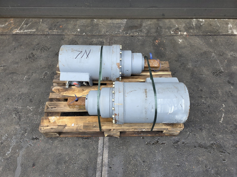 Augertorgue 25000 max grondboor earthdrill augertorgue 25000 max - Accessoire pour Machine agricole: photos 1 Augertorgue 25000 max grondboor earthdrill augertorgue 25000 max - Accessoire pour Machine agricole: photos 1