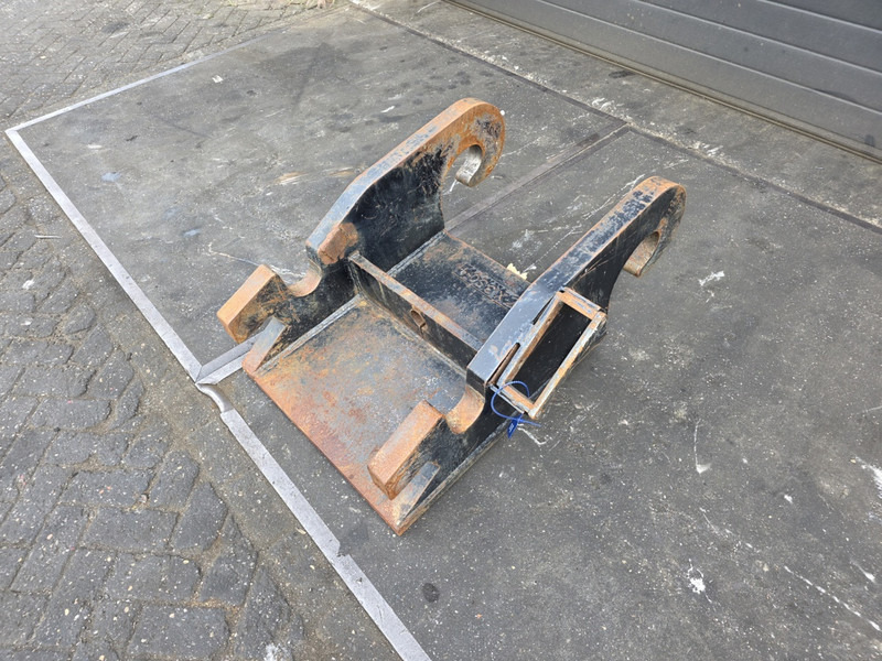 Adaptor plate cw55s verachtert kopplaat cw55s verachtert eurosteel - Attache rapide pour Engins de chantier: photos 1 Adaptor plate cw55s verachtert kopplaat cw55s verachtert eurosteel - Attache rapide pour Engins de chantier: photos 1