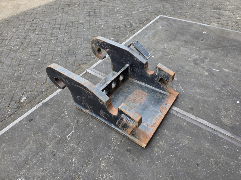 Kopplaat cw55s head plate kopplaat cw55s verachtert eurosteel - Attache rapide pour Engins de chantier: photos 4 Kopplaat cw55s head plate kopplaat cw55s verachtert eurosteel - Attache rapide pour Engins de chantier: photos 4
