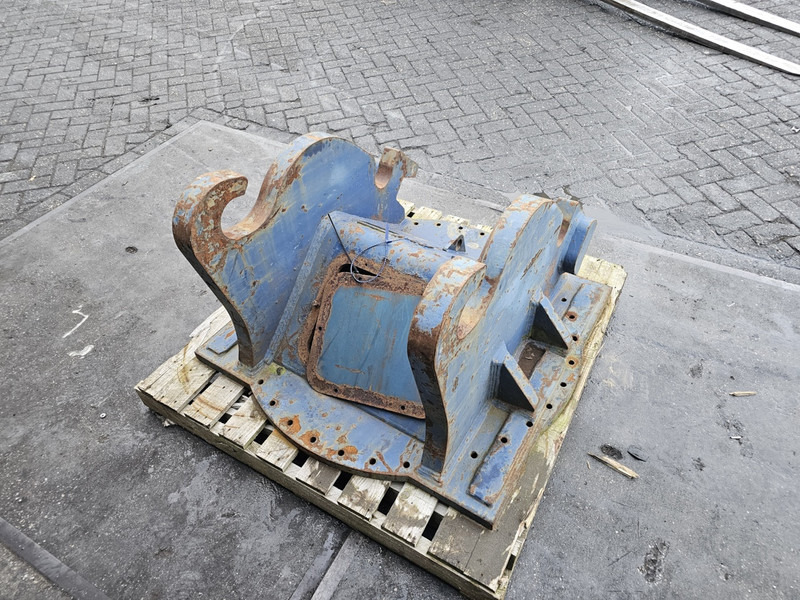 Kopplaat cw55s verachtert adaptor plate verachtert - Attache rapide pour Engins de chantier: photos 2 Kopplaat cw55s verachtert adaptor plate verachtert - Attache rapide pour Engins de chantier: photos 2