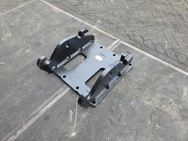 Kopplaat npk cw40 cw30 adapter plate verachtert cw40 - Attache rapide pour Engins de chantier: photos 3 Kopplaat npk cw40 cw30 adapter plate verachtert cw40 - Attache rapide pour Engins de chantier: photos 3