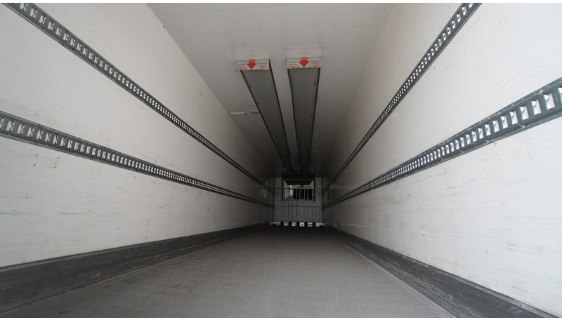 Chereau 3 AXLE FRIGO TRAILER THERMO KING SLX-E 300 - Semi-remorque frigorifique: photos 4 Chereau 3 AXLE FRIGO TRAILER THERMO KING SLX-E 300 - Semi-remorque frigorifique: photos 4