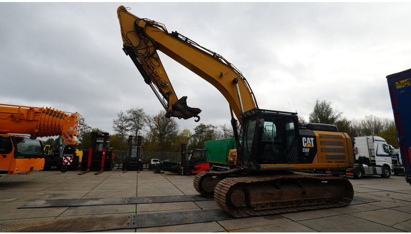 Caterpillar 336F L XE HYBRID EXCAVATOR GRADE CONTROL - Engins de chantier: photos 3 Caterpillar 336F L XE HYBRID EXCAVATOR GRADE CONTROL - Engins de chantier: photos 3