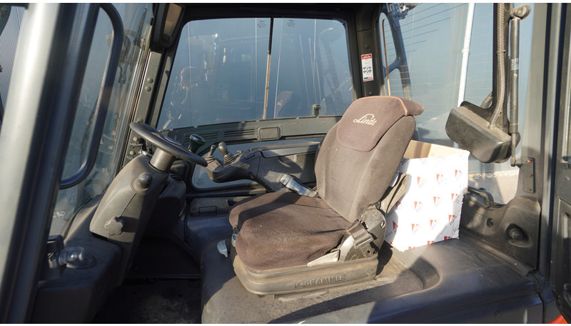 Linde E30HL-01/600 FORKLIFT BROKEN COMPUTER!! - Engins de chantier: photos 5 Linde E30HL-01/600 FORKLIFT BROKEN COMPUTER!! - Engins de chantier: photos 5