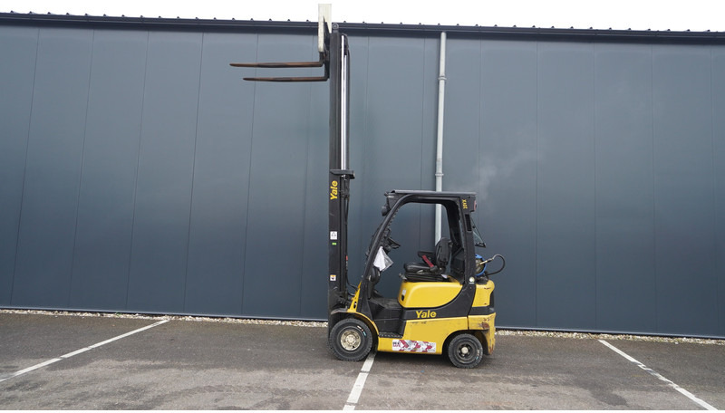 Yale GLP20SVX V2425 LPG FORKLIFT DUPLEX - Engins de chantier: photos 1 Yale GLP20SVX V2425 LPG FORKLIFT DUPLEX - Engins de chantier: photos 1