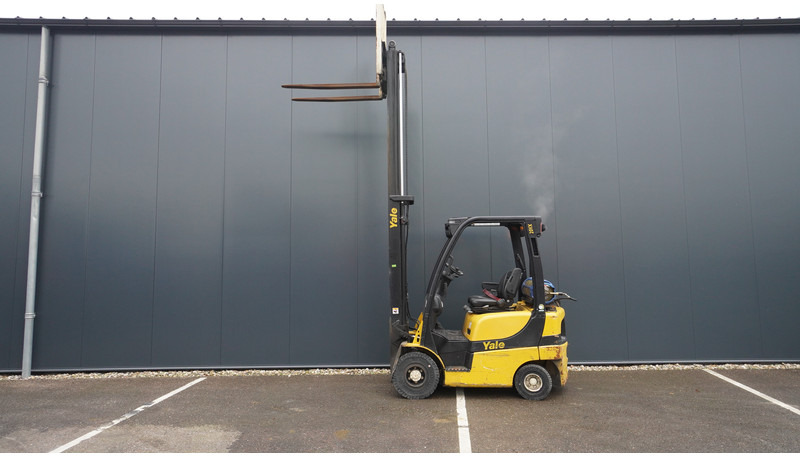 Yale GLP20SVX V2425 LPG FORKLIFT DUPLEX - Engins de chantier: photos 1 Yale GLP20SVX V2425 LPG FORKLIFT DUPLEX - Engins de chantier: photos 1