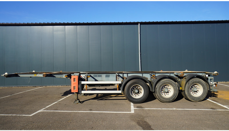 Groenewegen 3 AXLE CONTAINER TRANSPORT TRAILER - Semi-remorque porte-conteneur/ Caisse mobile: photos 1 Groenewegen 3 AXLE CONTAINER TRANSPORT TRAILER - Semi-remorque porte-conteneur/ Caisse mobile: photos 1