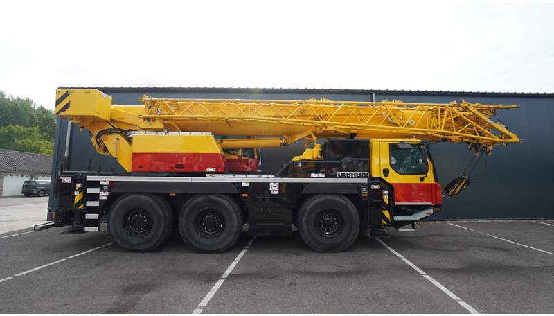 Liebherr LTM 1050-3.1 6X4X6 WITH JIB VARIOBASE - Camion grue: photos 2 Liebherr LTM 1050-3.1 6X4X6 WITH JIB VARIOBASE - Camion grue: photos 2