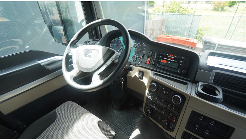 MAN TGS 49.460 10X8 TIPPER 309.000KM - Camion benne: photos 5 MAN TGS 49.460 10X8 TIPPER 309.000KM - Camion benne: photos 5