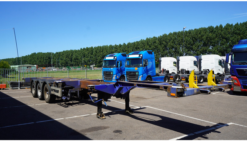Pacton 3 AXLE MULTI CONTAINER TRANSPORT TRAILER EXTENDABLE 45 FT - Semi-remorque porte-conteneur/ Caisse mobile: photos 3 Pacton 3 AXLE MULTI CONTAINER TRANSPORT TRAILER EXTENDABLE 45 FT - Semi-remorque porte-conteneur/ Caisse mobile: photos 3