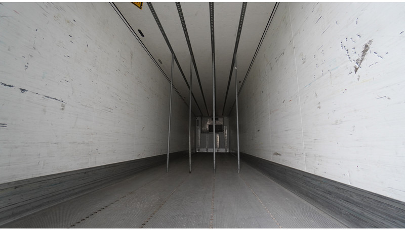 Schmitz Cargobull 3 AXLE FRIGO TRAILER WITH THERMO KING SLX I - Semi-remorque frigorifique: photos 4 Schmitz Cargobull 3 AXLE FRIGO TRAILER WITH THERMO KING SLX I - Semi-remorque frigorifique: photos 4