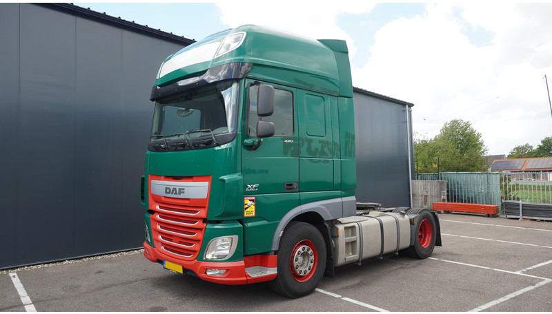 DAF XF 440 SSC EURO 6 823.000 KM - Tracteur routier: photos 3 DAF XF 440 SSC EURO 6 823.000 KM - Tracteur routier: photos 3